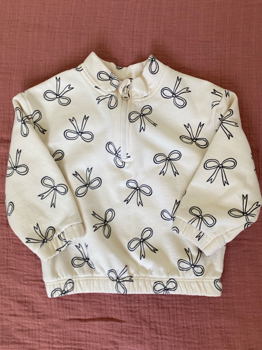 Cat&Jack bow sweatshirt